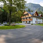 The Woodland Nook - One Bedroom Apartman Bohinj