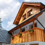 The Woodland Nook - One Bedroom Apartman Bohinj